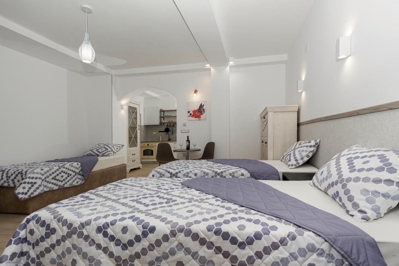 Kukuzel Apartments Ohrid Eksteriør bilde